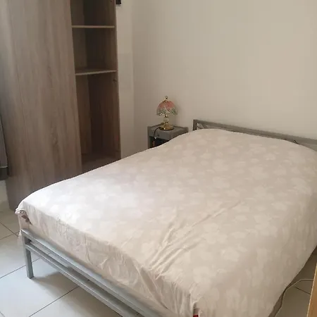 T2 Neuf Centre * Sète